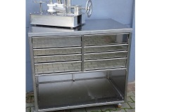 Wozek-warsztatowy-nierdzewny-gietarka-band-koralikowych-rolkowych