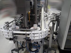 ASEMTECH-Przenośnik-płytkowy-FlexLink-X85-Z1-Z4-Prosto