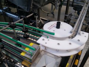 Bandy boczne prowadzenie butelki montaż 2