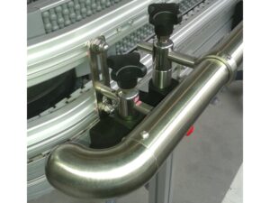 Montaż balustrady poręczy przenośnika 3