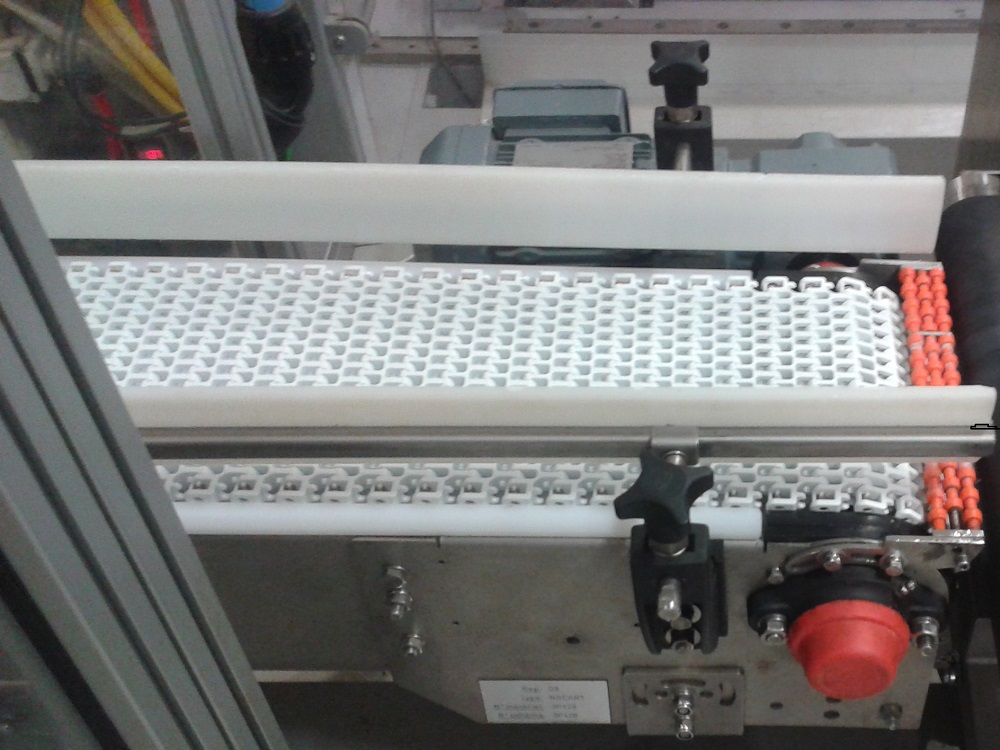 Przenośnik-modułowy-Transporter-modularny-skrętny